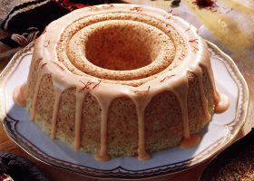 طريقة عمل كيكة الهيل والزعفران