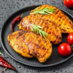طريقة عمل دجاج مشوي بصلصة الخردل والعسل للرجيم