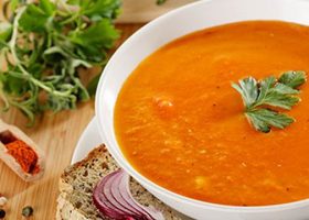 طريقة عمل شوربة العدس بالجزر