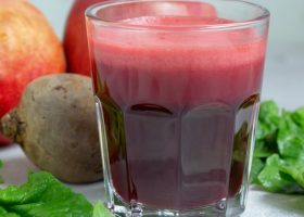 طريقة عمل عصير الشمندر والرمان