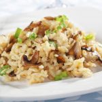 طريقة عمل أرز بالمشروم والبصل