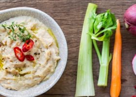 طريقة عمل حمص الفاصوليا البيضاء