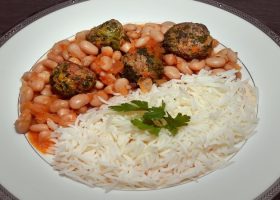 طريقة عمل يخنة الفاصولياء مع كرات اللحم