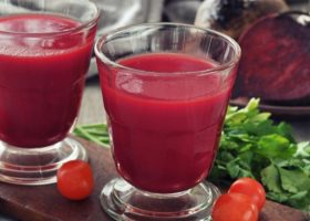 طريقة عمل عصير الطماطم بالبنجر
