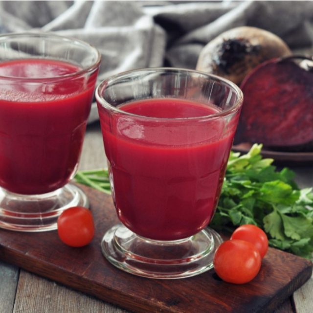 طريقة عمل عصير الطماطم بالبنجر