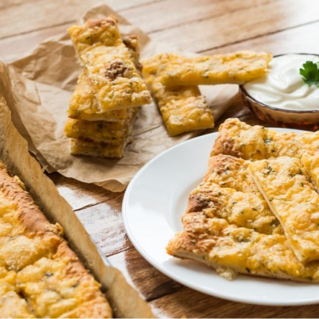 طريقة عمل معجنات الجبن