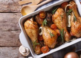 طريقة عمل دبابيس الفراخ بالبصل