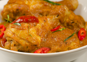 طريقة عمل الدجاج بالبصل الهندي