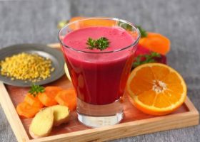 طريقة عمل سموذي الشمندر بالبرتقال