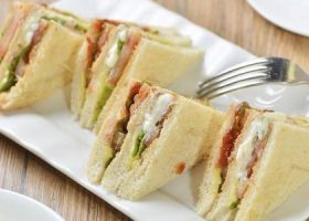 طريقة عمل ساندويش لبنة بالخضار