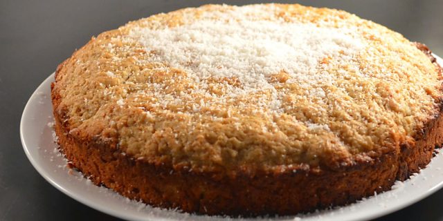 طريقة عمل كيكة جوز الهند بالليمون