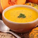 طريقة عمل شوربة القرع بالبطاطس
