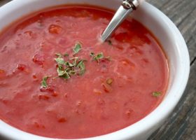 طريقة عمل شوربة الشوفان بالبصل والطماطم