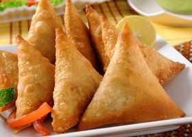 طريقة عمل السمبوسة المقلية بالجبن