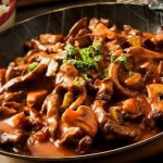 طريقة عمل ايدام اللحم بالفطر