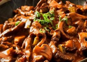 طريقة عمل ايدام اللحم بالفطر