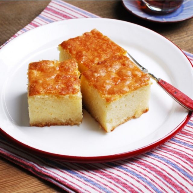 طريقة عمل بسبوسة بالهيل