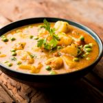 طريقة عمل ايدام البطاطس بالبازيلا
