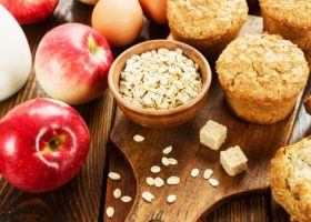 طريقة عمل كب كيك بالتفاح والشوفان