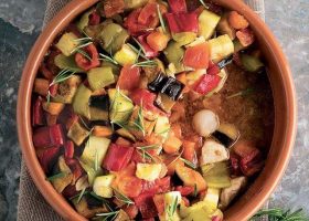 طريقة عمل طاجن الخضار للرجيم