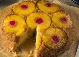 طريقة عمل كيكة الأناناس بالفرن