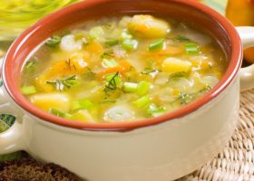 طريقة عمل شوربة الشوفان بالخضار