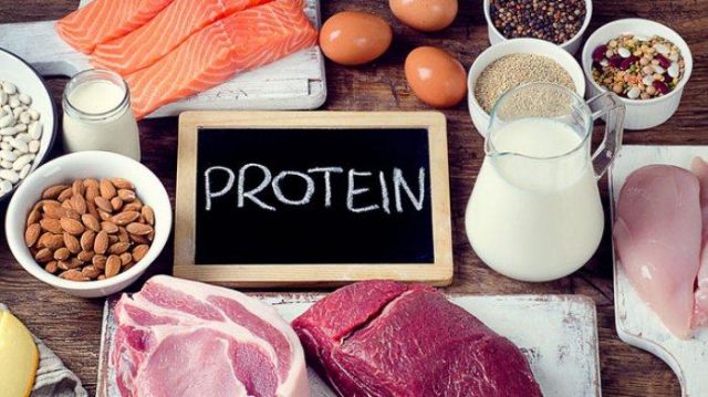 علامات نقص البروتين في الجسم