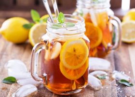 طريقة عمل شاي مثلج بالليمون