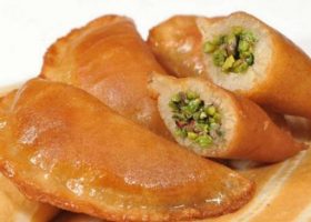 طريقة عمل قطايف بالفستق الحلبي