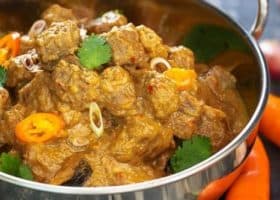 طريقة عمل صاجية دجاج بالكاري