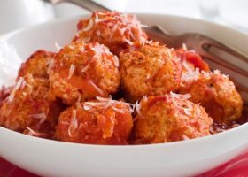 طريقة عمل كرات الدجاج المقلية