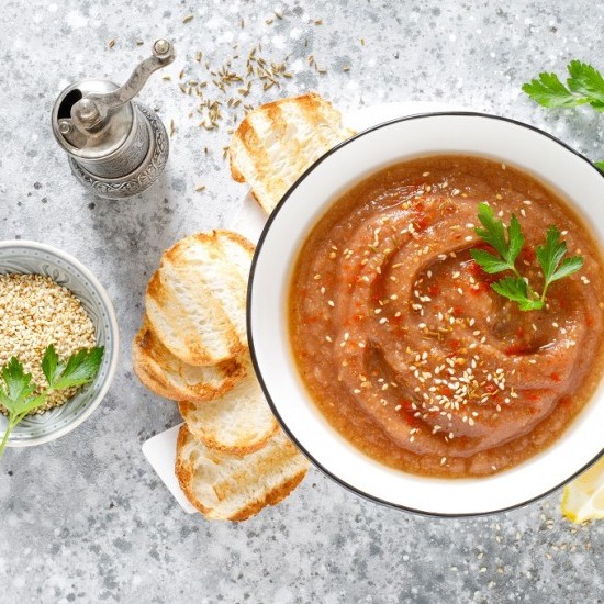 طريقة عمل متبل بالطماطم