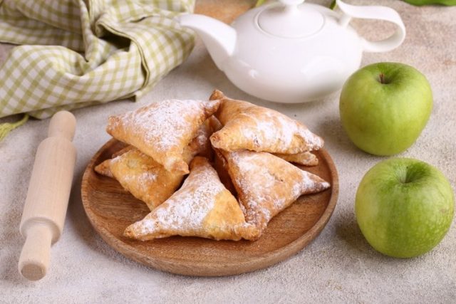 طريقة عمل فطيرة التفاح السريعة