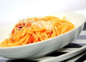 طريقة عمل مكرونة بالطماطم المجففة