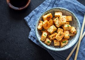 طريقة عمل جبن الحلوم المتبل المقلي