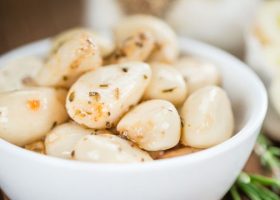 طريقة عمل ثوم مخلل