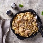 طريقة عمل الفيتوتشيني بالكريمة