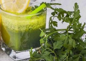 طريقة عمل عصير البقدونس