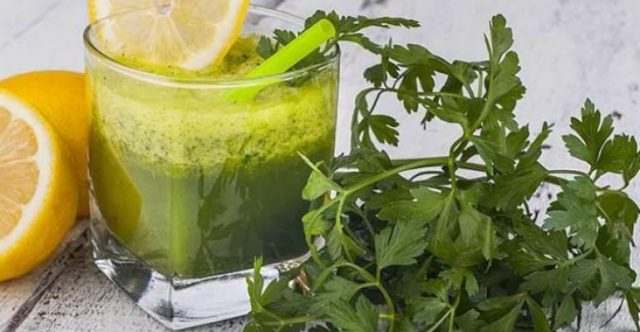 طريقة عمل عصير البقدونس