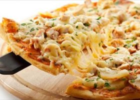 طريقة عمل بيتزا الدجاج