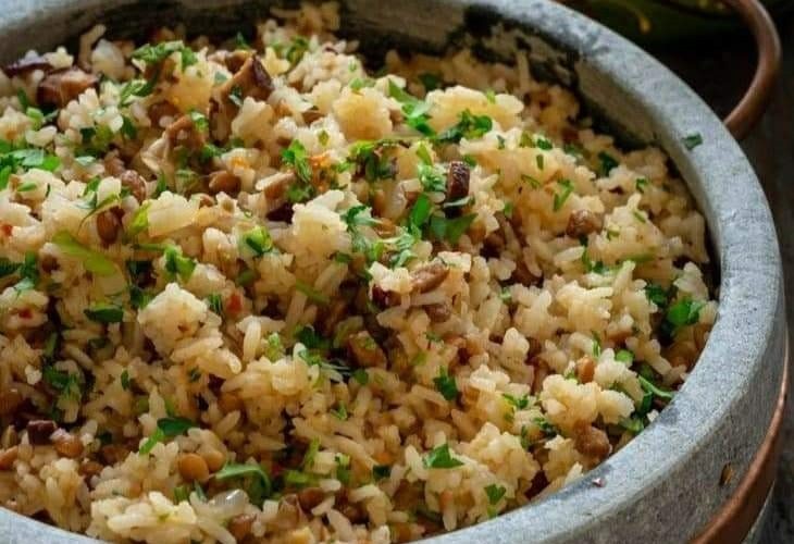 طريقة عمل رز باللحمة والبطاطس والعدس