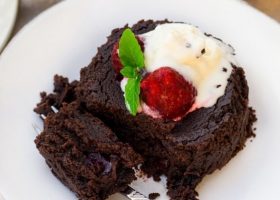 طريقة عمل كيك بودينج الشوكولاتة