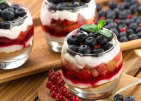 طريقة عمل حلى الفواكة والكريمة