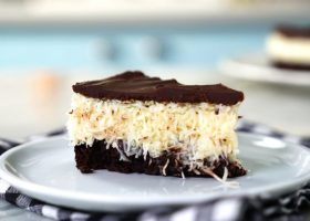 طريقة عمل براونيز جوز الهند