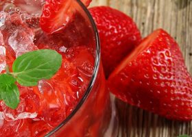 طريقة عمل عصير الفراولة المثلج
