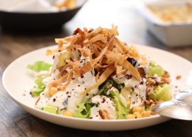 طريقة عمل سلطة المقالي بالزبادي