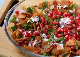 طريقة عمل فتة باذنجان بالزبادي