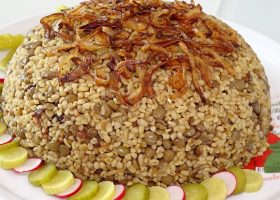 طريقة عمل مجدرة برغل بالزيت