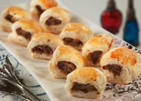 طريقة عمل فطيرة اللحم المفروم بالبف باستري