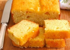 طريقة عمل كيكة الزبادي بالسميد بدون بيض